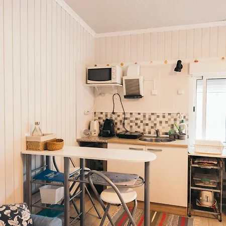 Costanova Surfhouse *