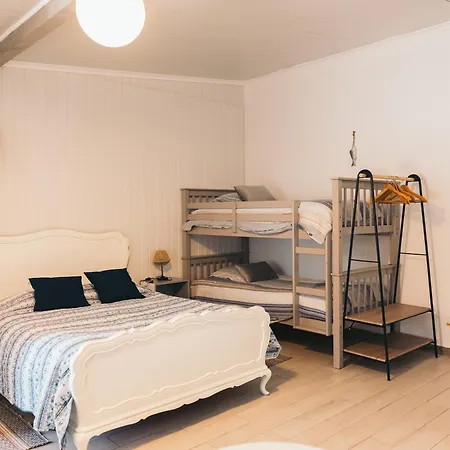 Costanova Surfhouse Farm stay