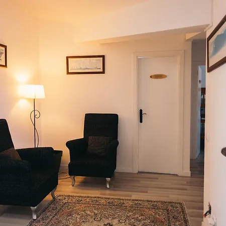 Costanova Surfhouse Farm stay