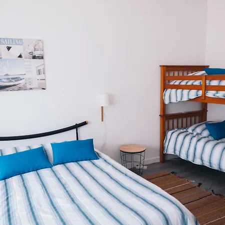 Farm stay Costanova Surfhouse *
