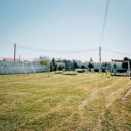 Costanova Surfhouse Farm stay *
