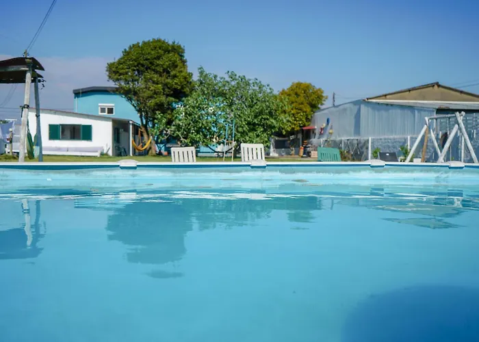 Costanova Surfhouse 农家乐