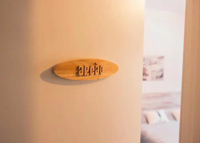 Costanova Surfhouse 农家乐 *