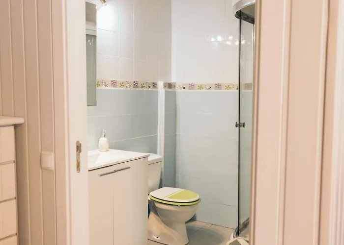 Costanova Surfhouse 农家乐