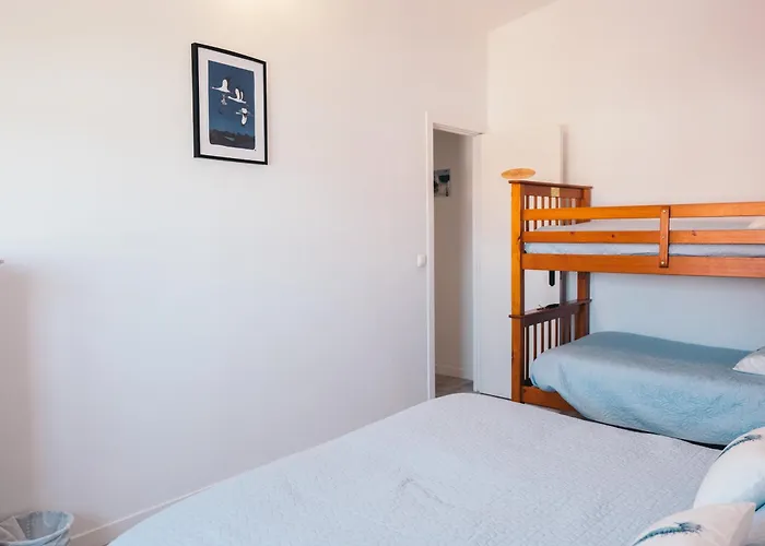 农家乐 Costanova Surfhouse