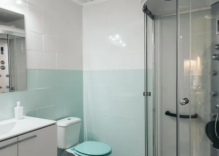 Costanova Surfhouse 农家乐 伊利亚武