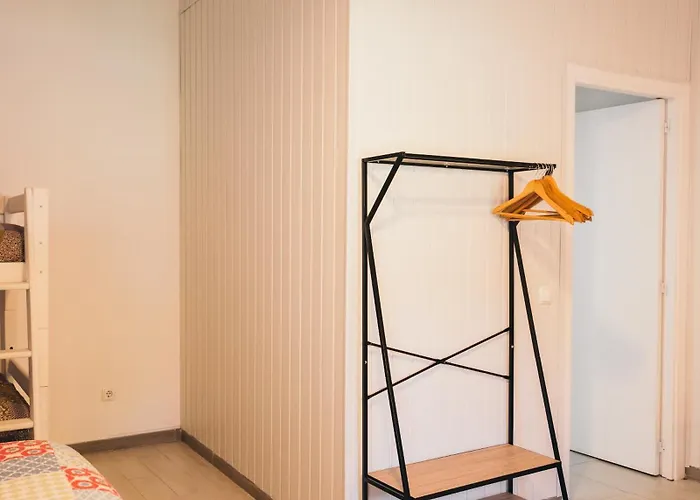 农家乐 Costanova Surfhouse *