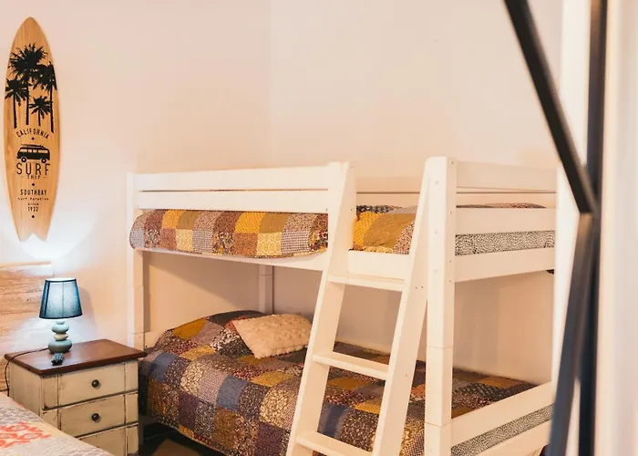 农家乐 Costanova Surfhouse