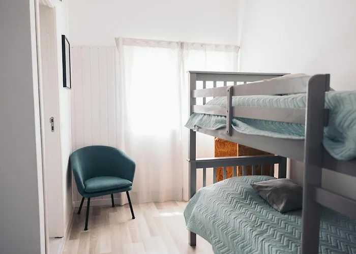 农家乐 Costanova Surfhouse 伊利亚武