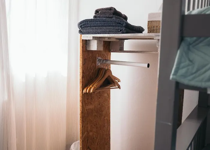 农家乐 Costanova Surfhouse