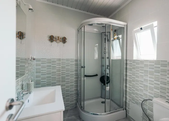 农家乐 Costanova Surfhouse